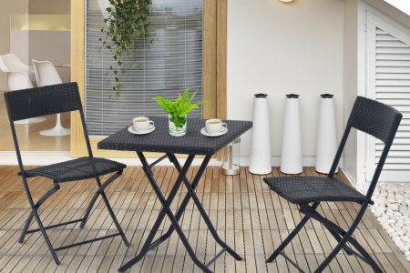 Mobilier pliabil vs. mobilier fix